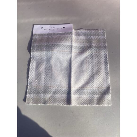 Holland & Sherry West End Pleasance Pearl Fabric Sample – Luxury Designer Swatch - Picture 1 of 3